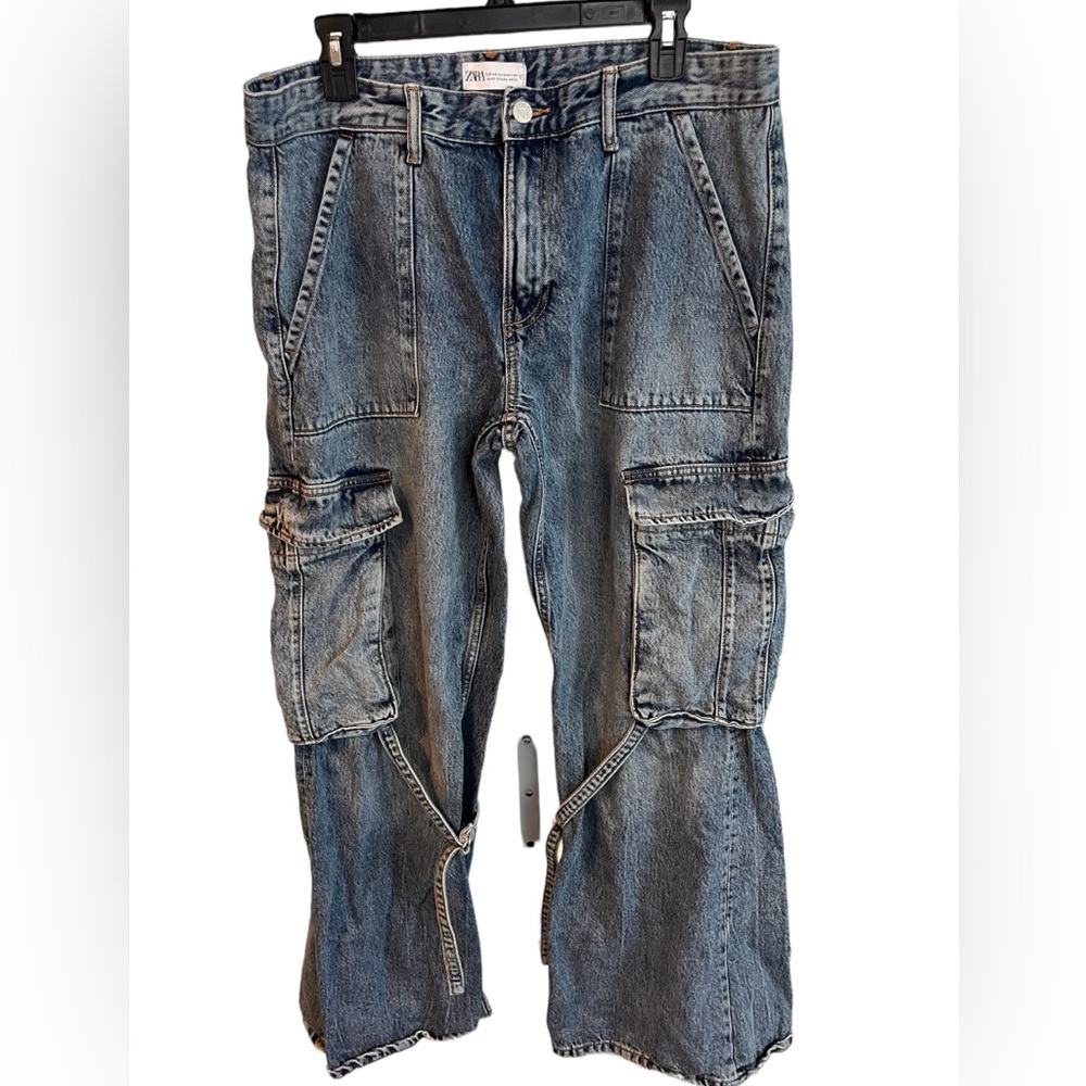 Zara Women’s Baggy Denim Cargo Jeans size 12